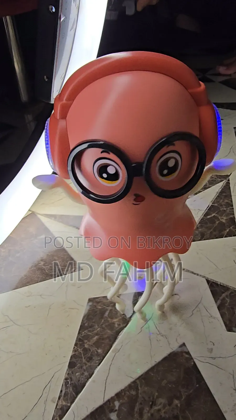 Viral Dancing Toys and Small Duck