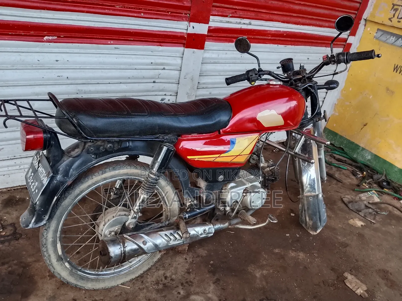 Honda 2009 Red