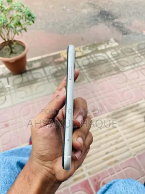 Apple iPhone 11 128 GB White