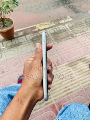 Apple iPhone 11 128 GB White
