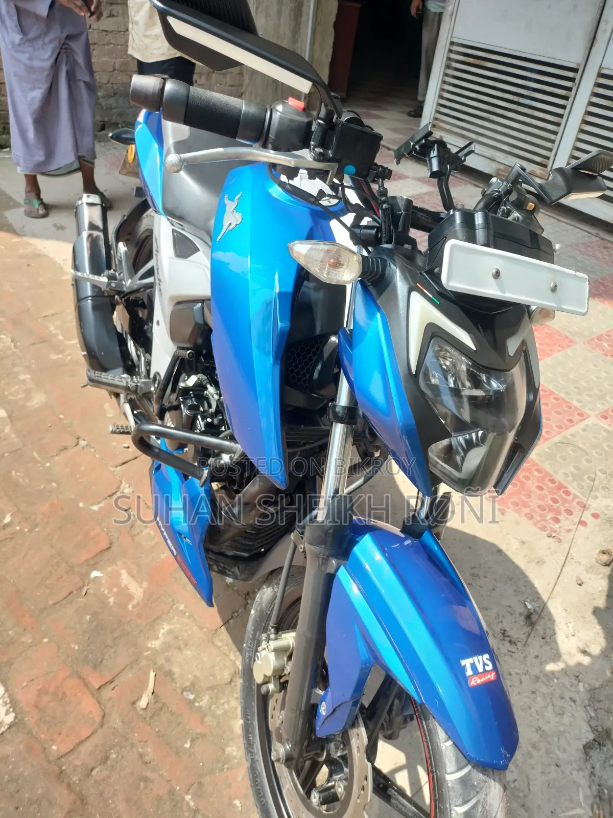New TVS Apache RTR 160 4V 2021 Blue