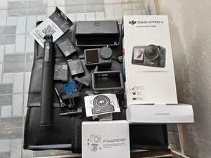 DJI Action 4 - Adventure Combo