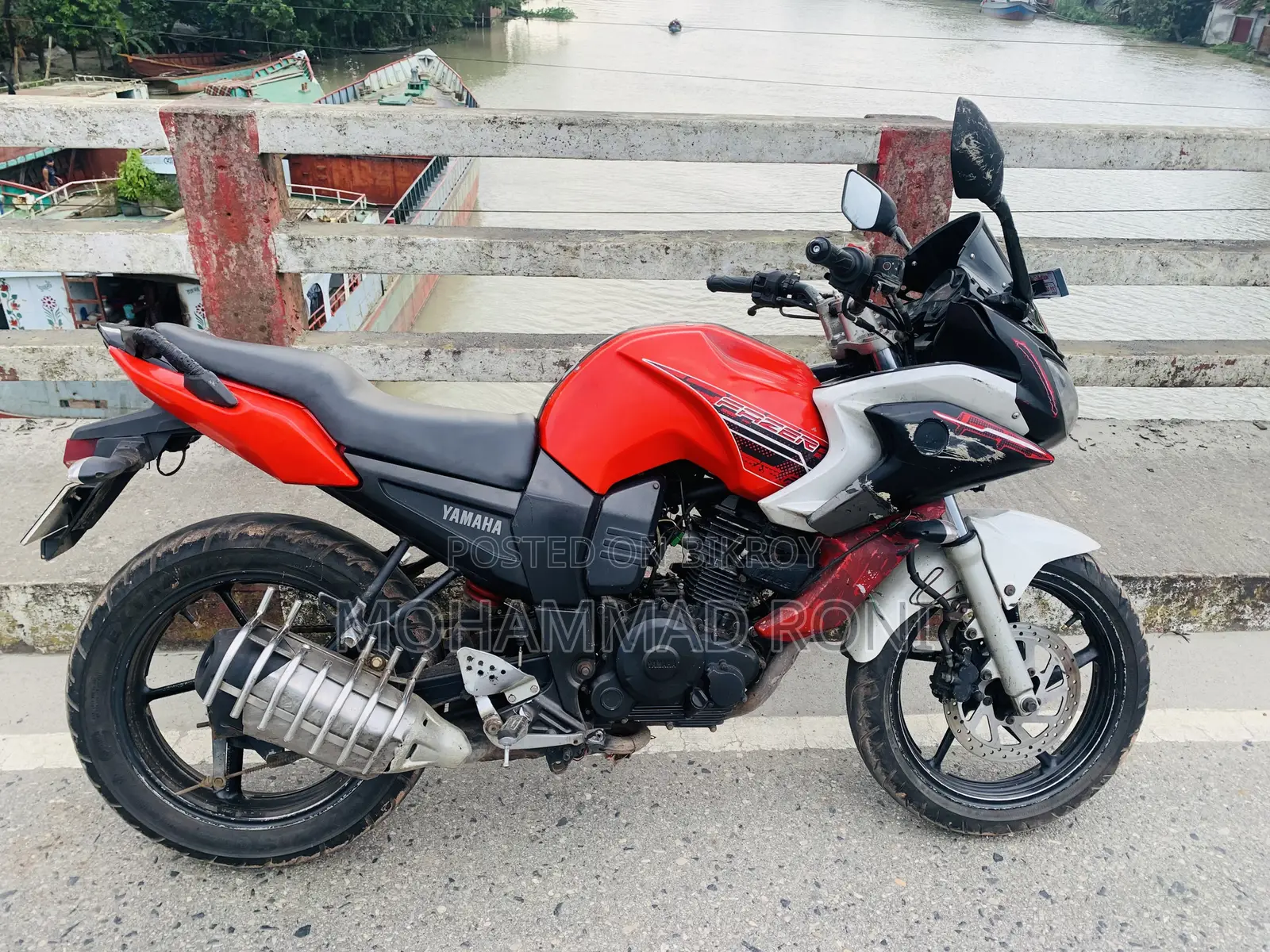 ইয়ামাহা ফাজার ভি১ ২০১৪ লাল