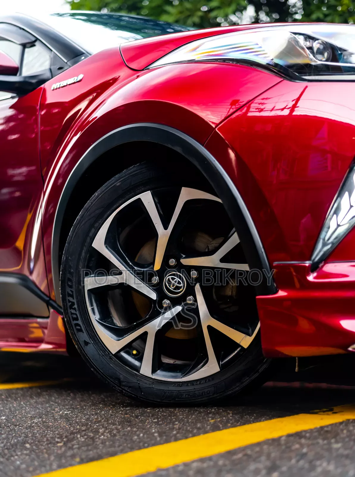 Toyota C-HR 2017 Maroon