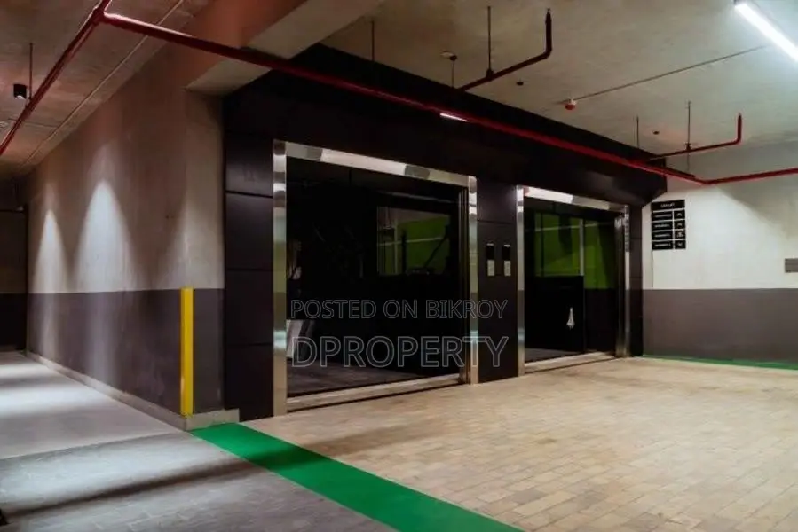 2,411 Square Feet Brand New Commercial Space Rent at 9th Floor