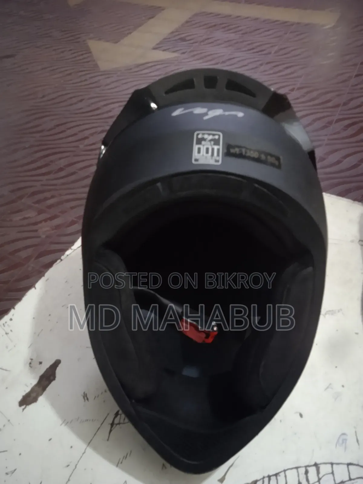 Vega Bolt Full Face Helmet for sale in fresh condition added