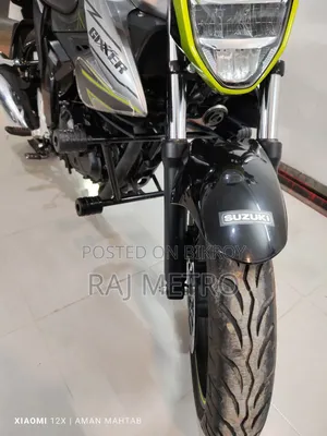 নতুন সুজুকি জিক্সার ২০২৬ সবুজ