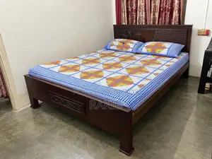 খাট বিক্রি করা হবে  5/7 Only Khat