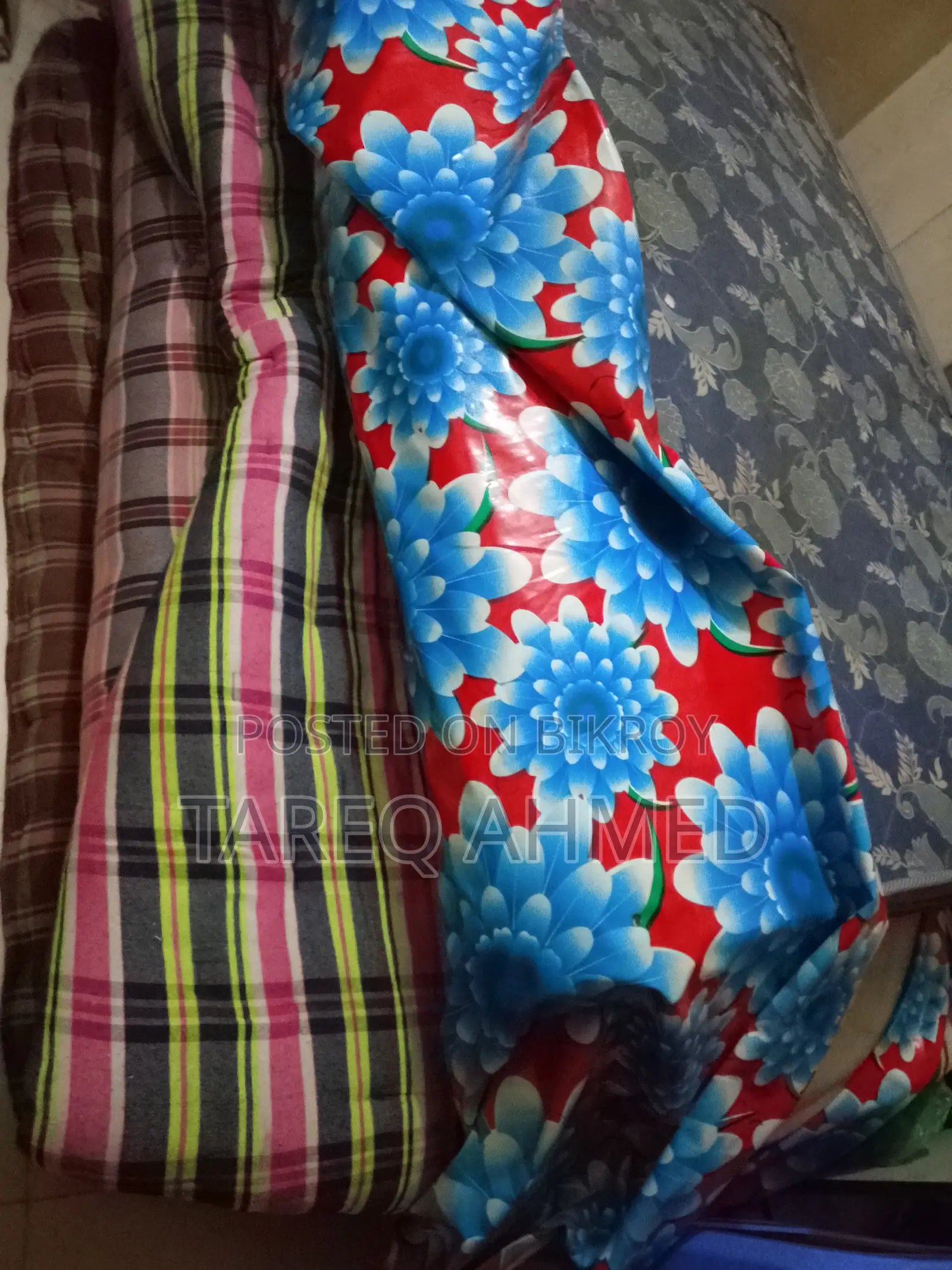 টু জাজিম অ্যান্ড ওয়ান ম্যাট্রেস