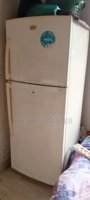 স্যামসাং ফ্রিজ (রেফ্রিজারেটর) ১২ সিএফটি