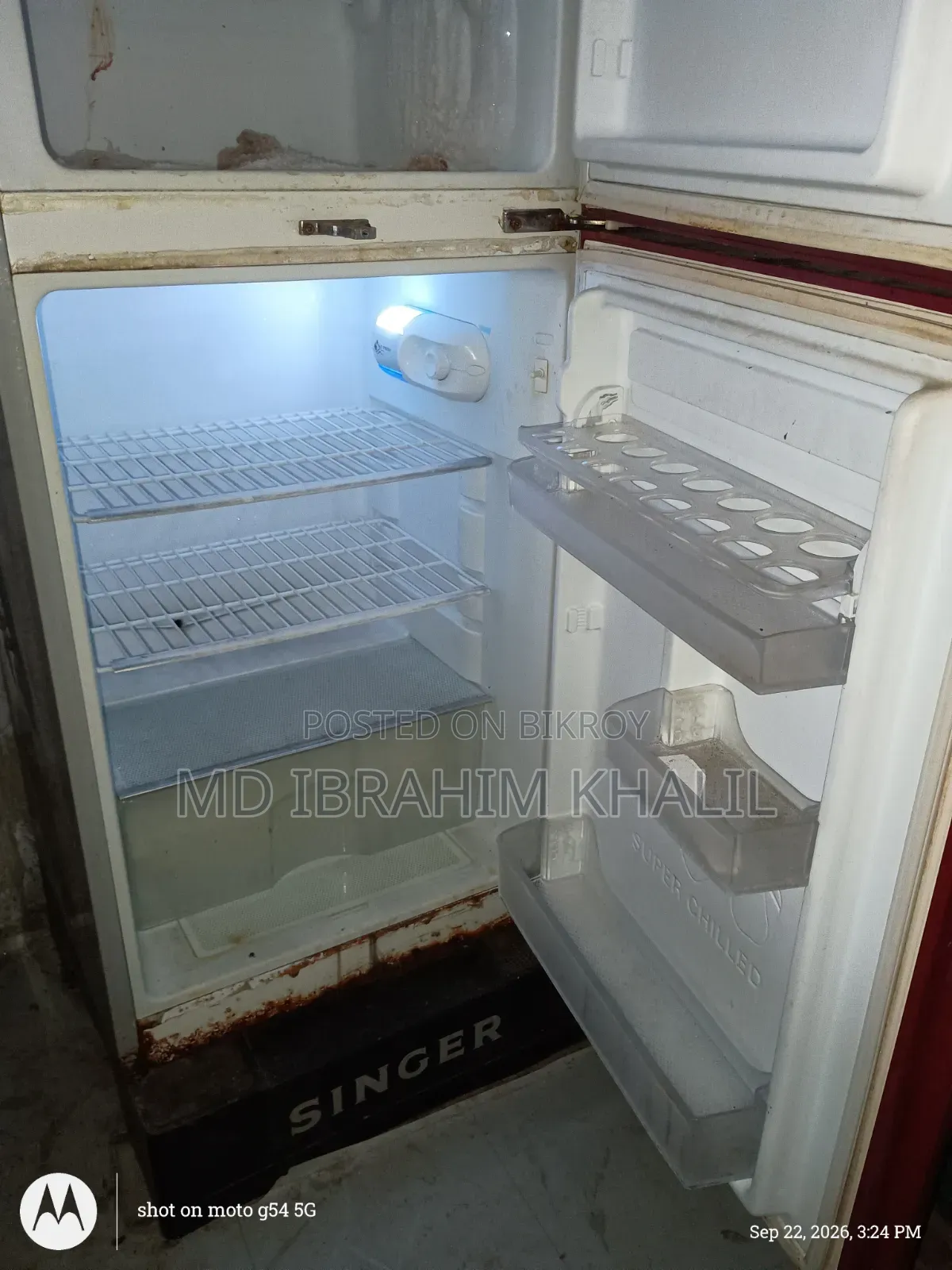 Singer Refrigerator 238 L