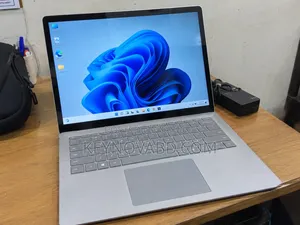 Laptop Microsoft Surface Go 8GB Intel Core i5 SSD 256GB