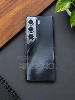টেকনো ক্যামন ৪০ প্রো ৪জি ২৫৬ জিবি কালো