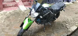 ইয়ামাহা এফজেড ২০১৫ ব্ল্যাক