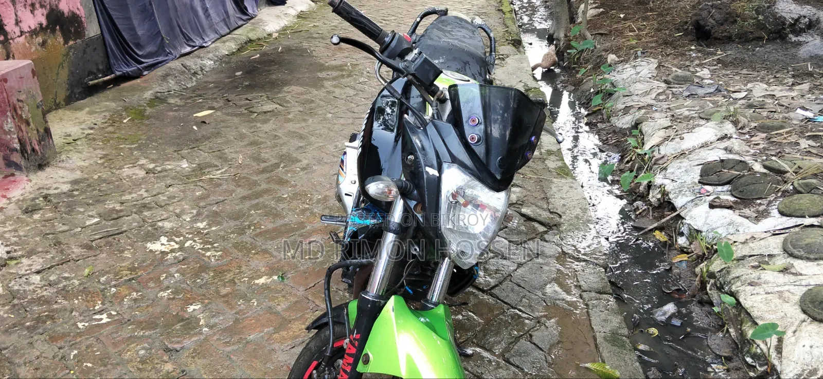 ইয়ামাহা এফজেড ২০১৫ ব্ল্যাক