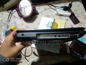 Laptop Toshiba Satellite C640 6GB Intel Core i3 SSD 128GB