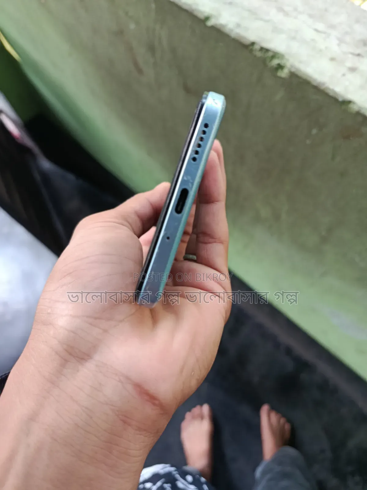 New Vivo T4x 128 GB White