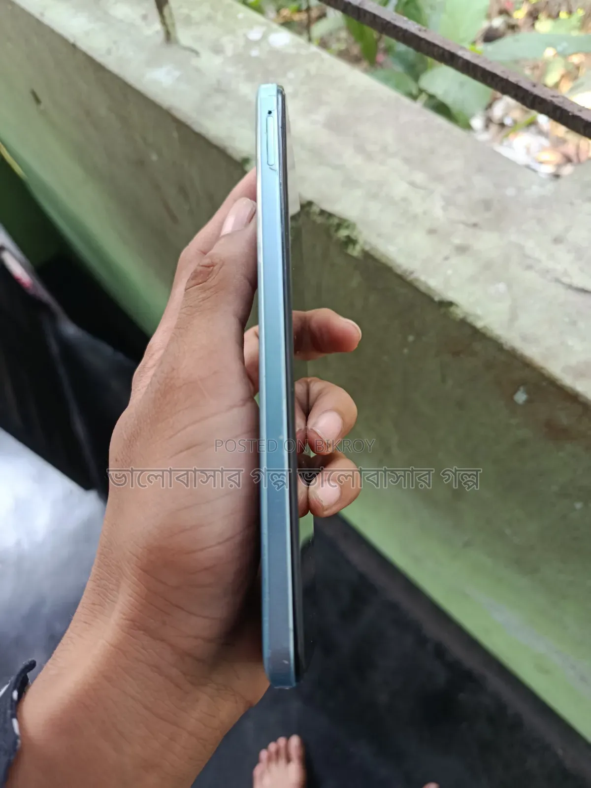 New Vivo T4x 128 GB White