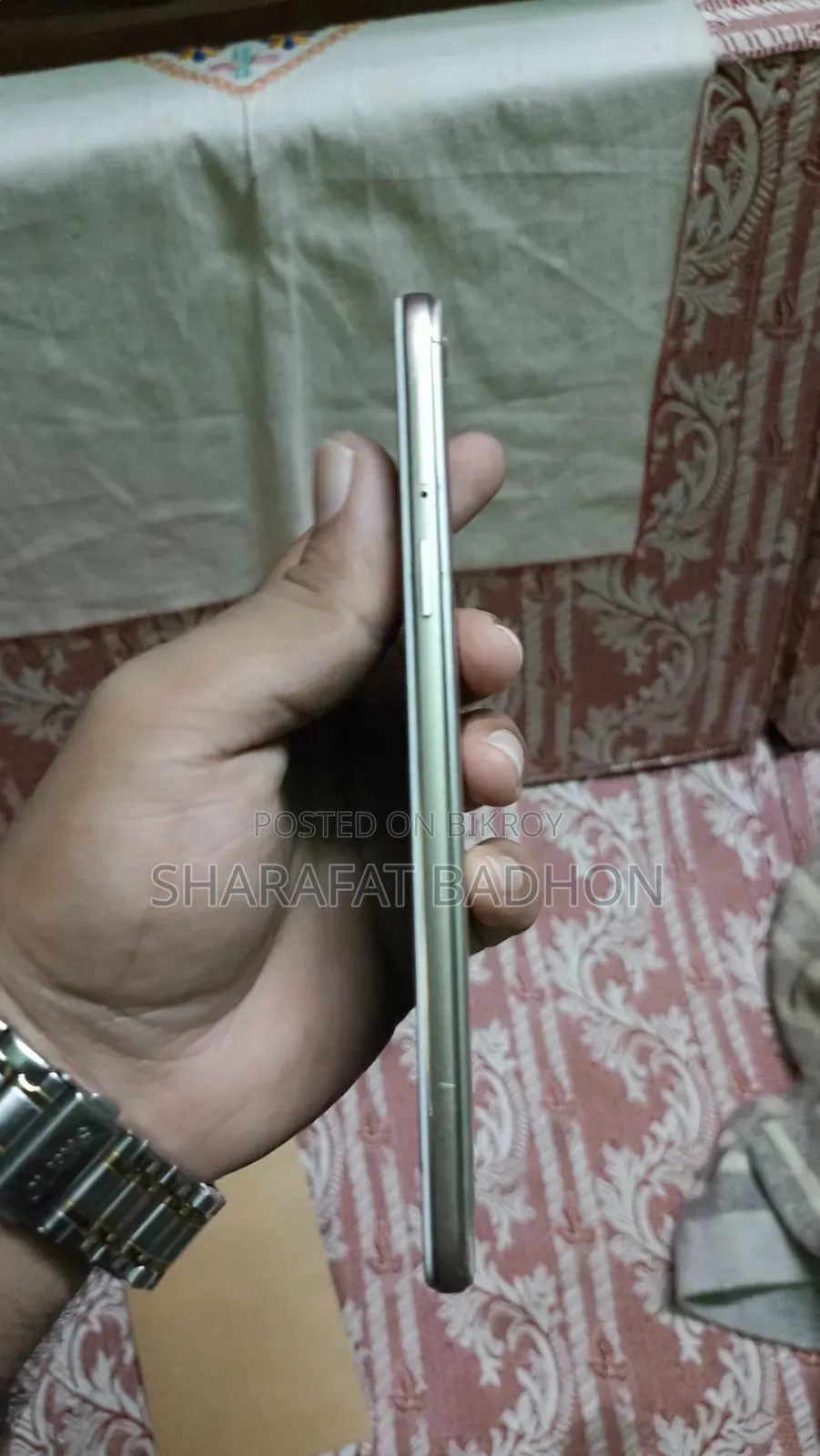অপ্পো এফ১এস ৬৪ জিবি হোয়াইট