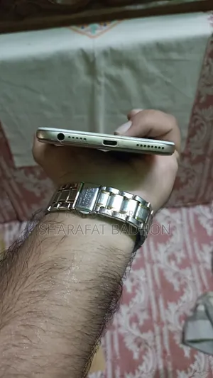 অপ্পো এফ১এস ৬৪ জিবি হোয়াইট