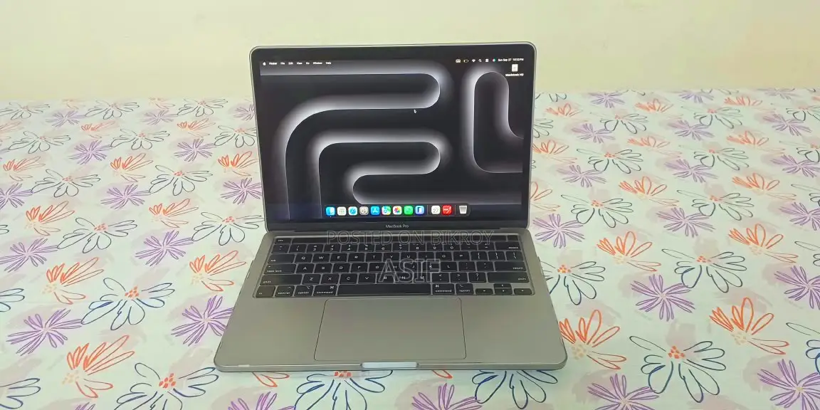 Laptop Apple MacBook 2020 16GB Intel Core i5 SSD 512GB