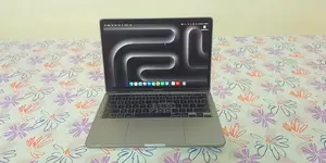 Laptop Apple MacBook 2020 16GB Intel Core i5 SSD 512GB