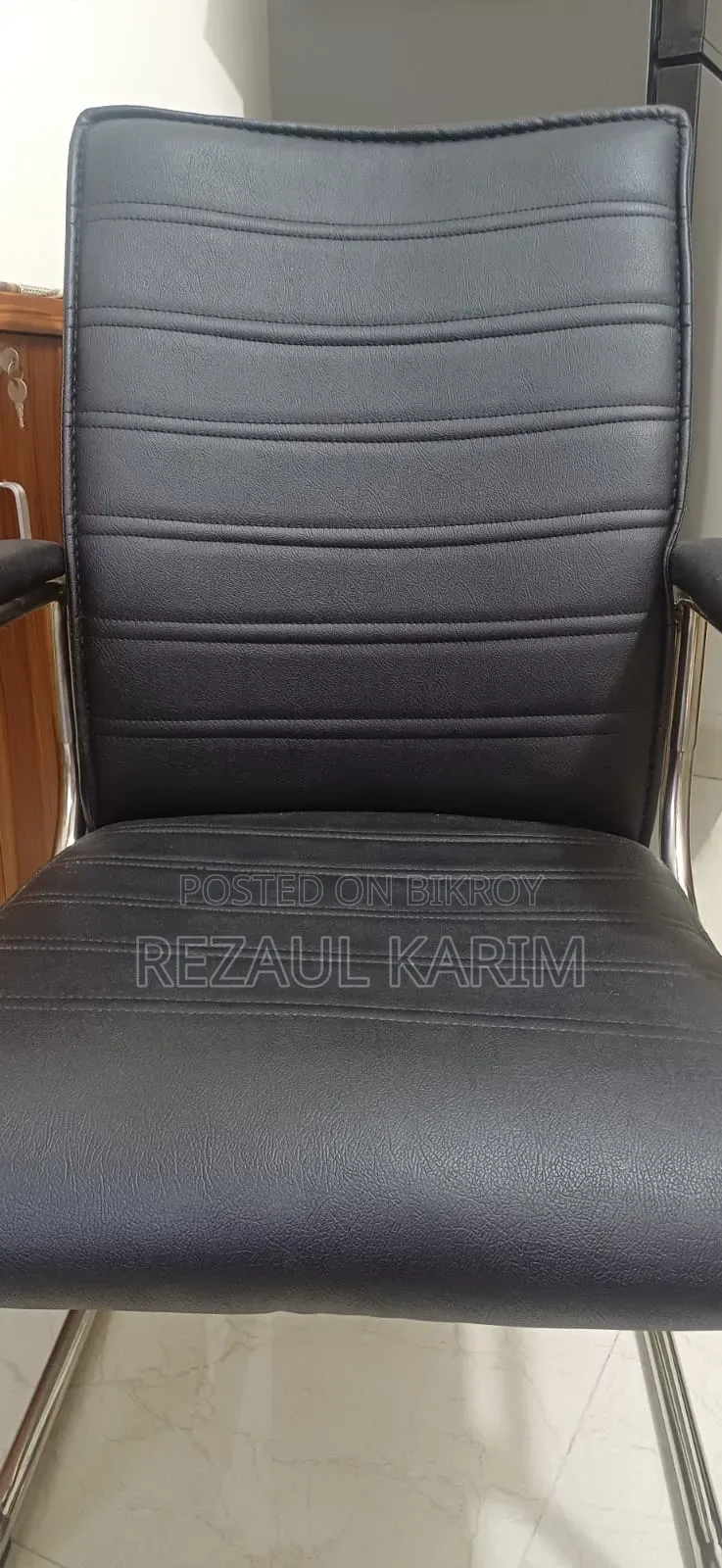 Sitting Chair (Office/Home)