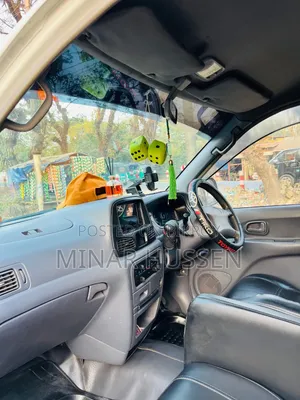 Toyota Noah 2005 White