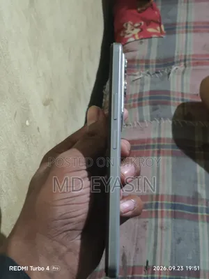 নতুন আইকিউওও জেড১০এক্স ২৫৬ জিবি সাদা
