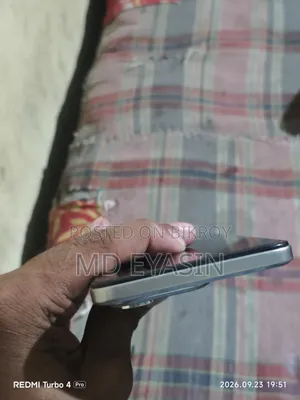 নতুন আইকিউওও জেড১০এক্স ২৫৬ জিবি সাদা