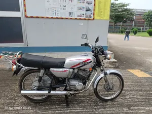 Yamaha 2000 Silver