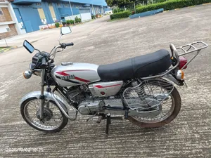 Yamaha 2000 Silver