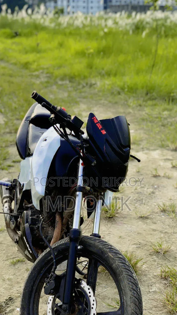 Runner XTREET 150 2023 Black