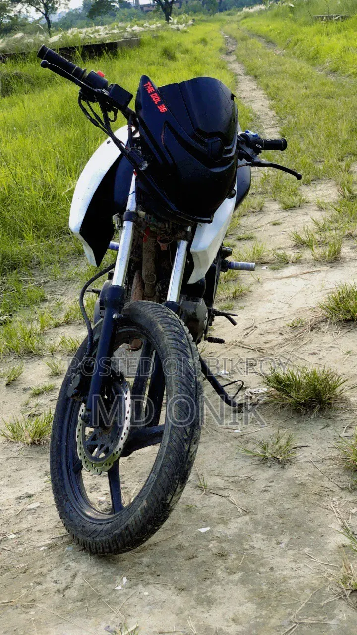 Runner XTREET 150 2023 Black