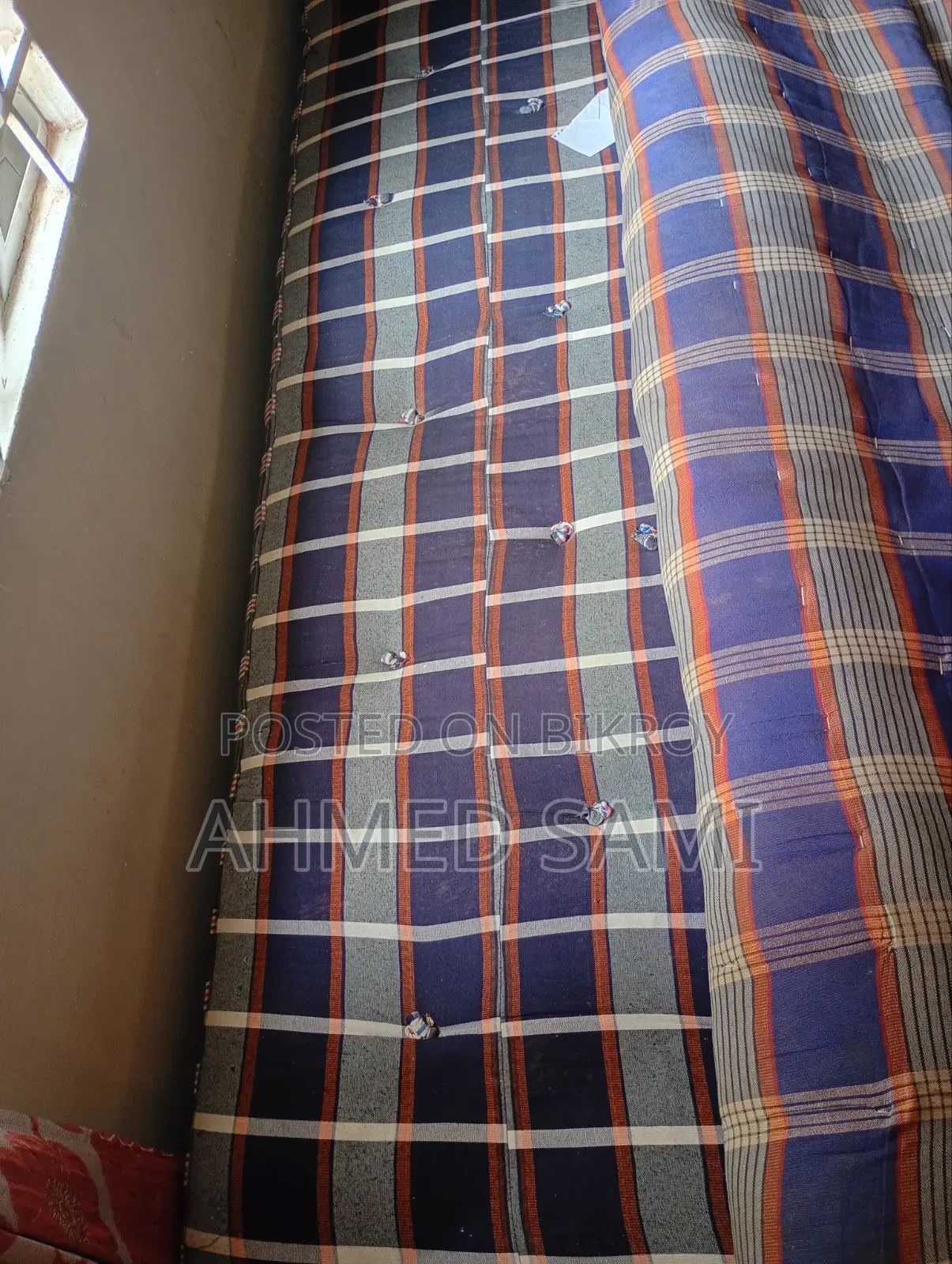 ব্যবহৃত জাজিম ও তোশক বিক্রি হবে