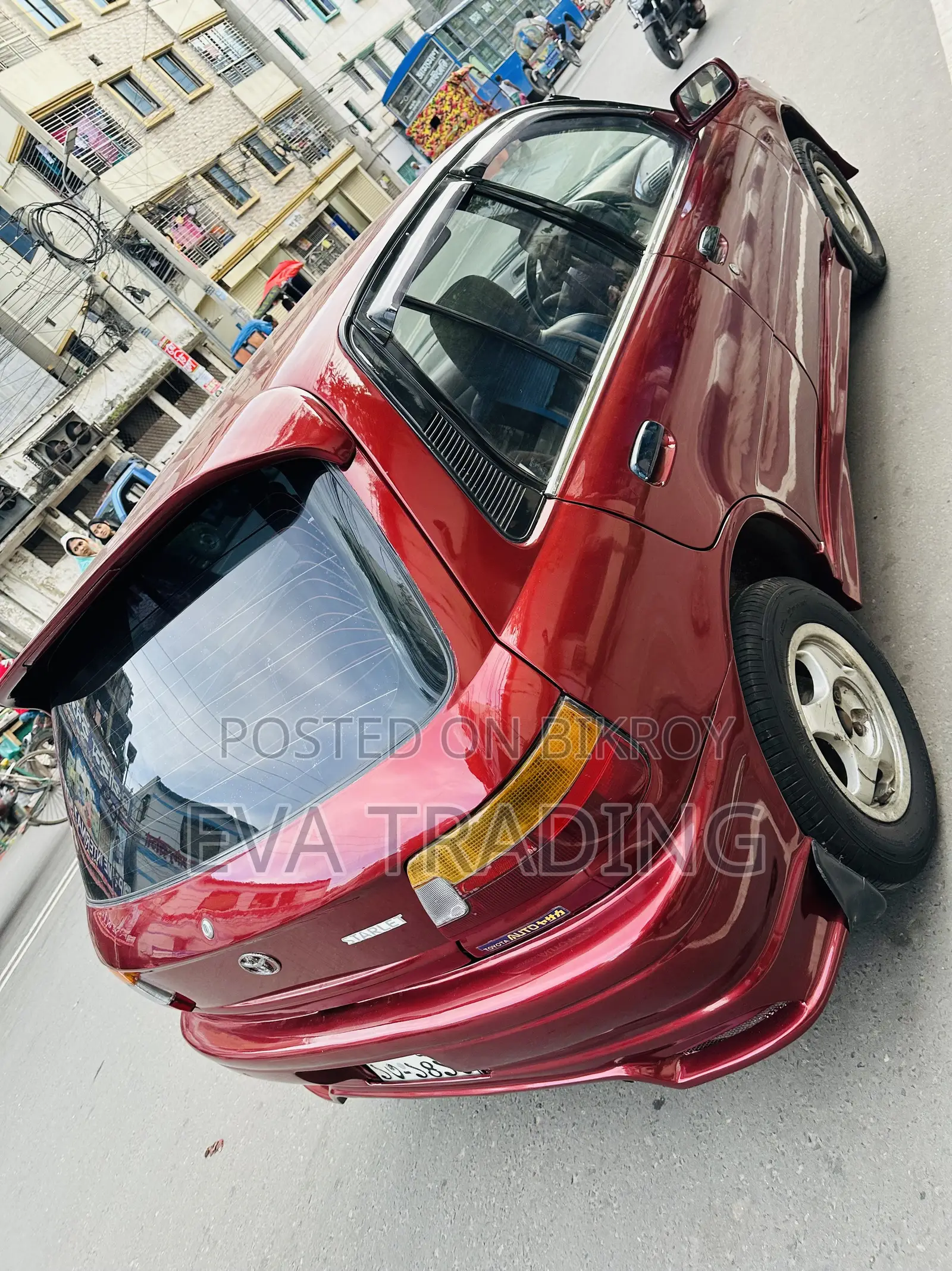 টয়োটা স্টারলেট ১৯৯৩ মেরুন