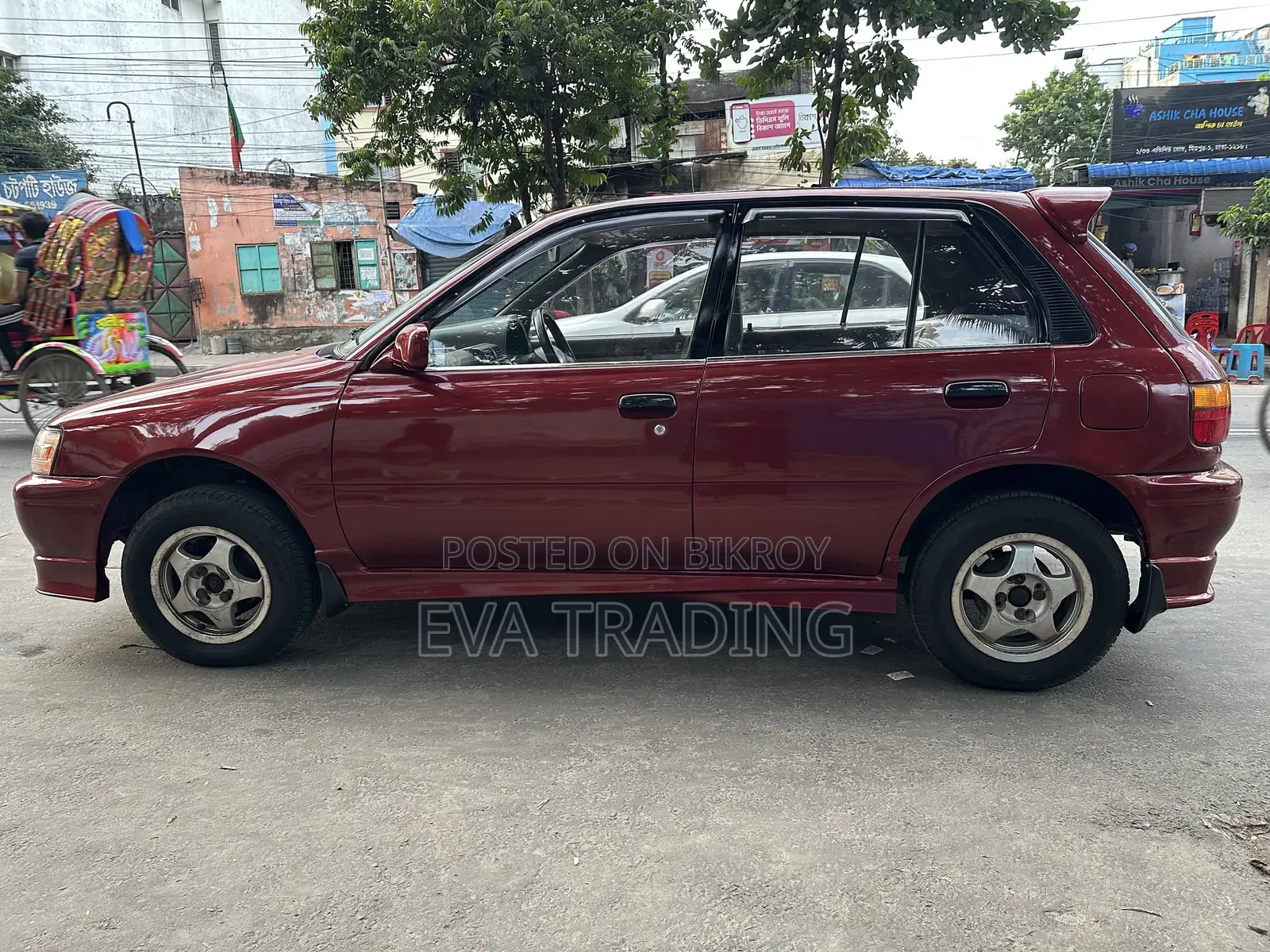 টয়োটা স্টারলেট ১৯৯৩ মেরুন