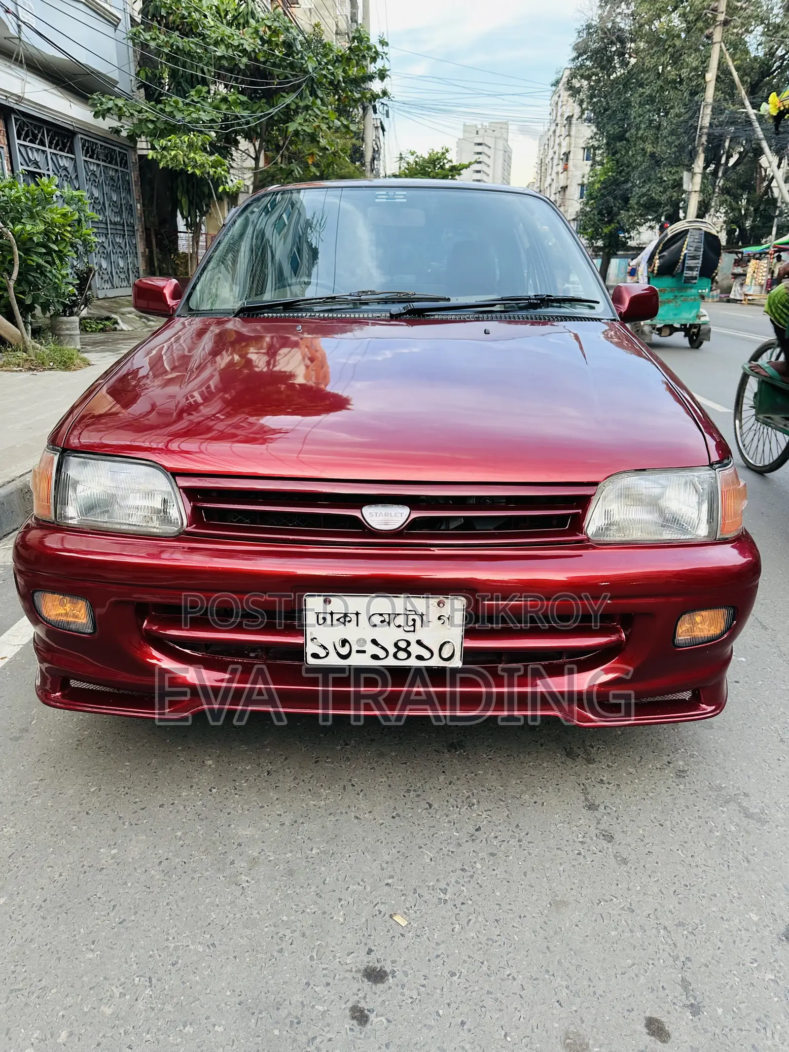 টয়োটা স্টারলেট ১৯৯৩ মেরুন