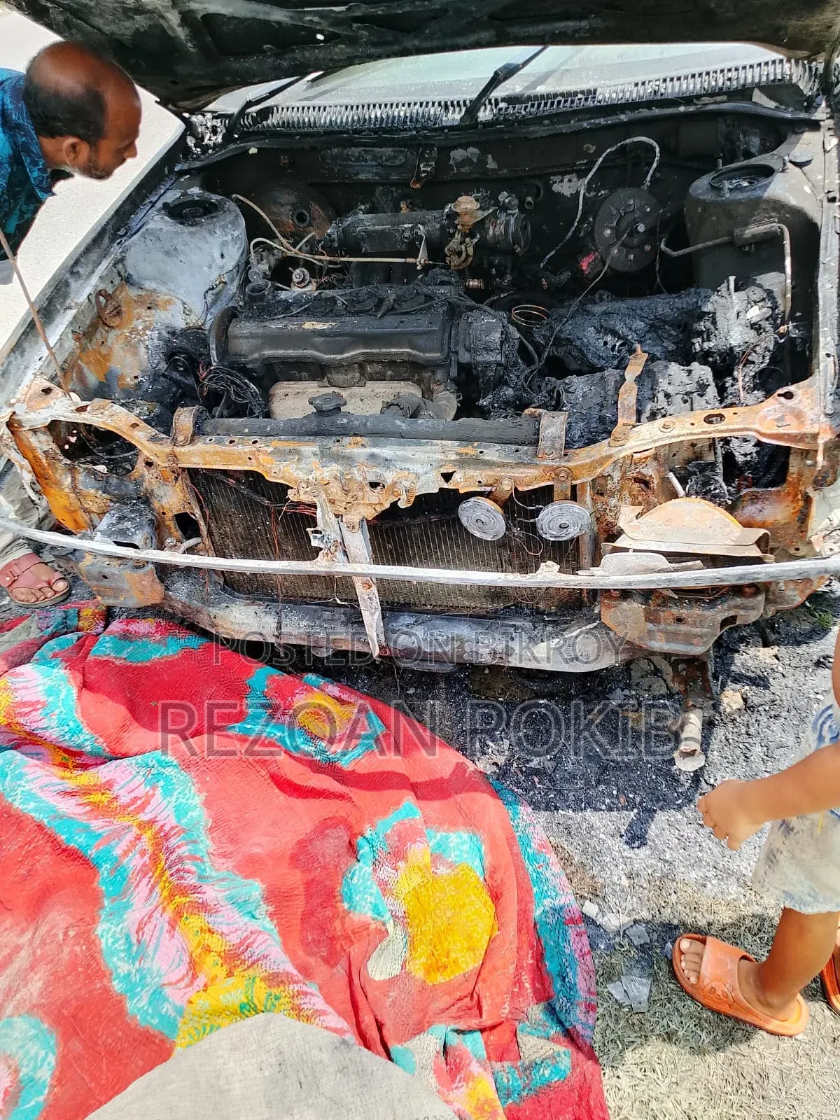 টয়োটা করোল্লা ১৯৯৩ সাদা