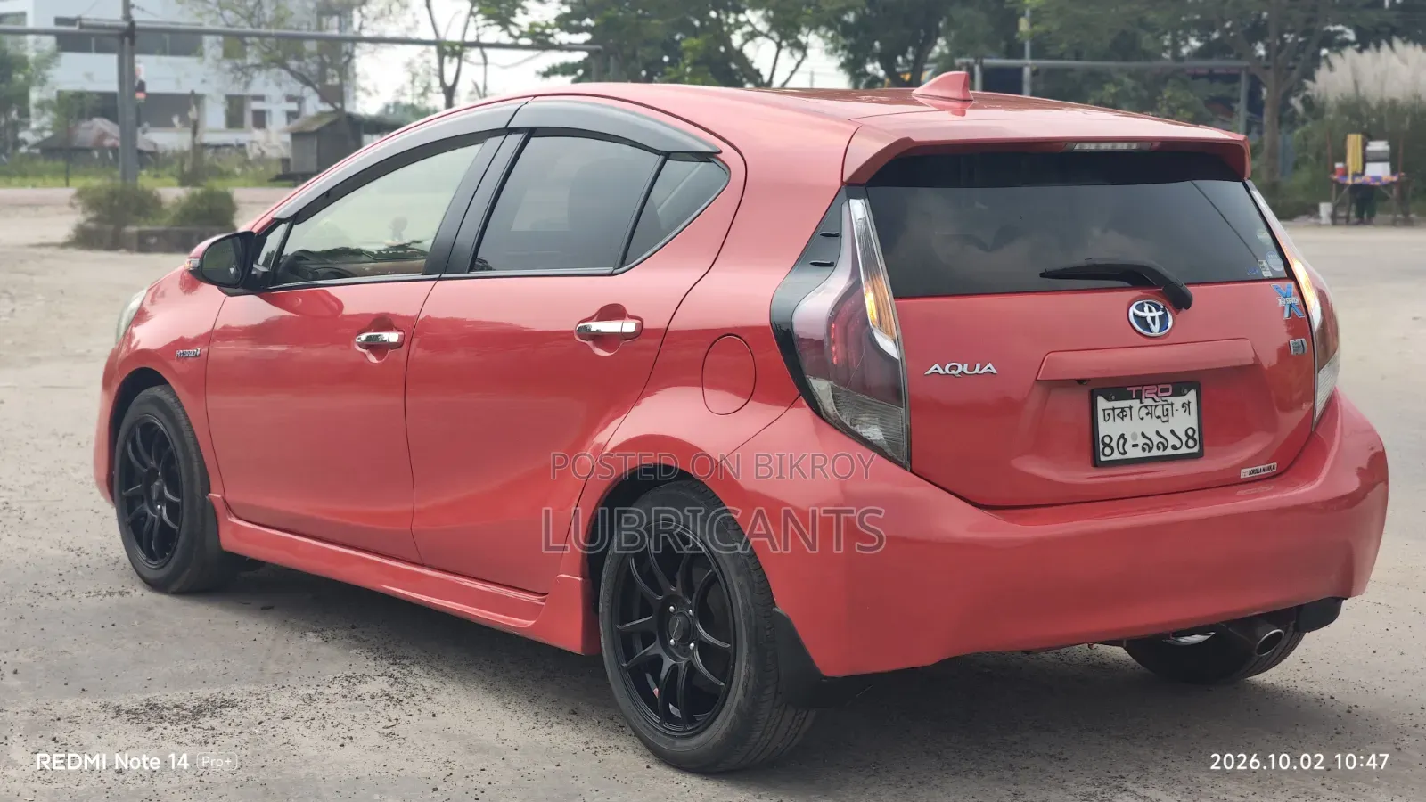 Toyota Aqua 2015 Red