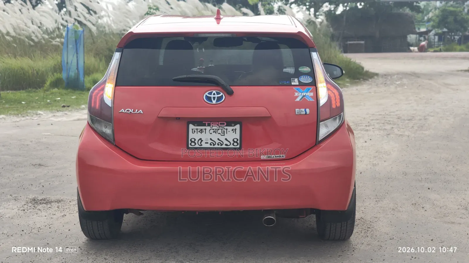 Toyota Aqua 2015 Red