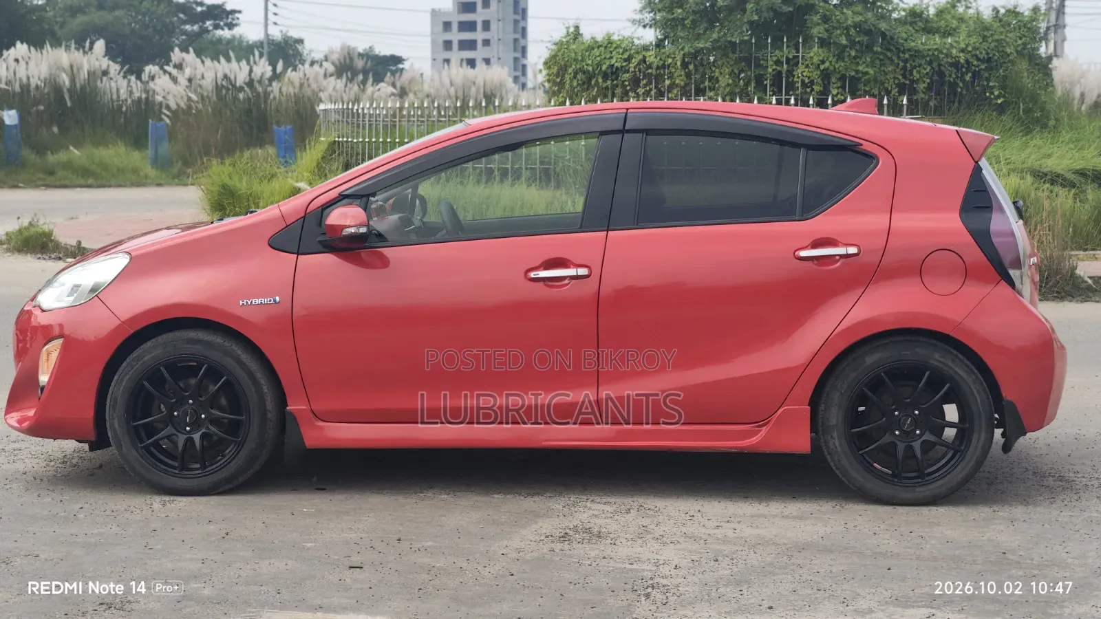 Toyota Aqua 2015 Red