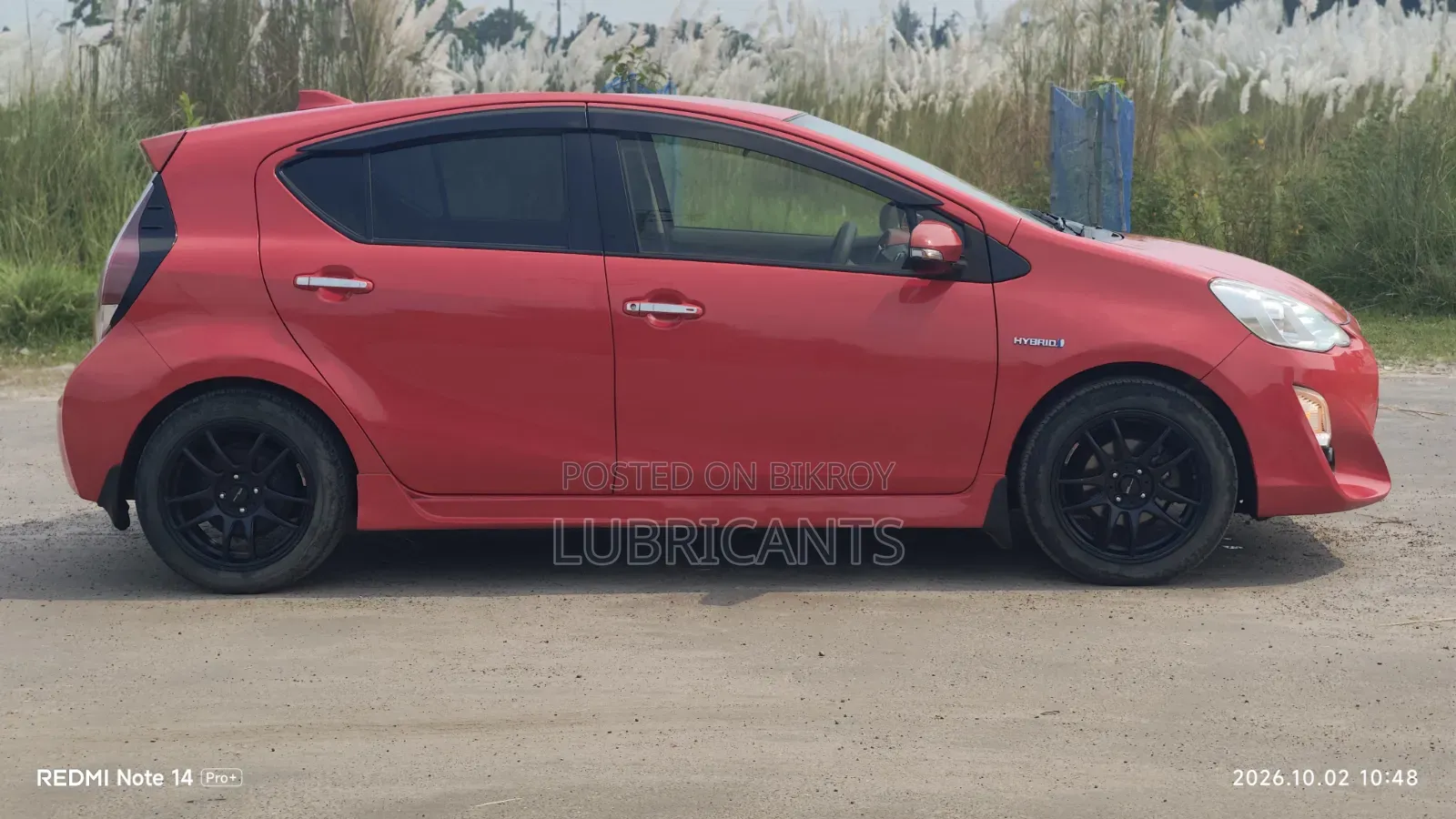 Toyota Aqua 2015 Red
