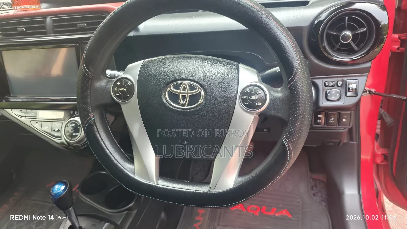 Toyota Aqua 2015 Red