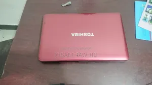 Laptop Toshiba Satellite C850 2GB Intel Core i3 HDD 320GB