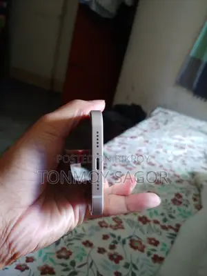 অ্যাপল আইফোন ১২ ১২৮ জিবি হোয়াইট