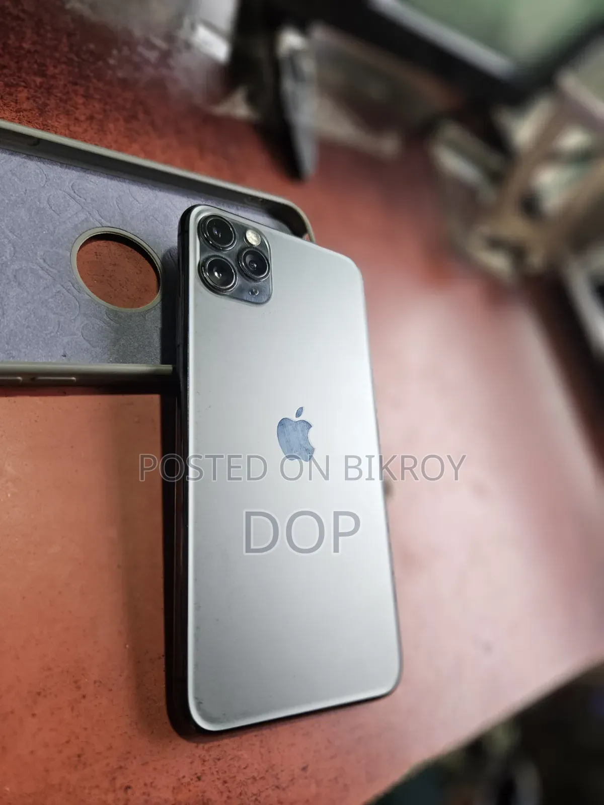 অ্যাপল আইফোন ১১ প্রো ২৫৬ জিবি কালো
