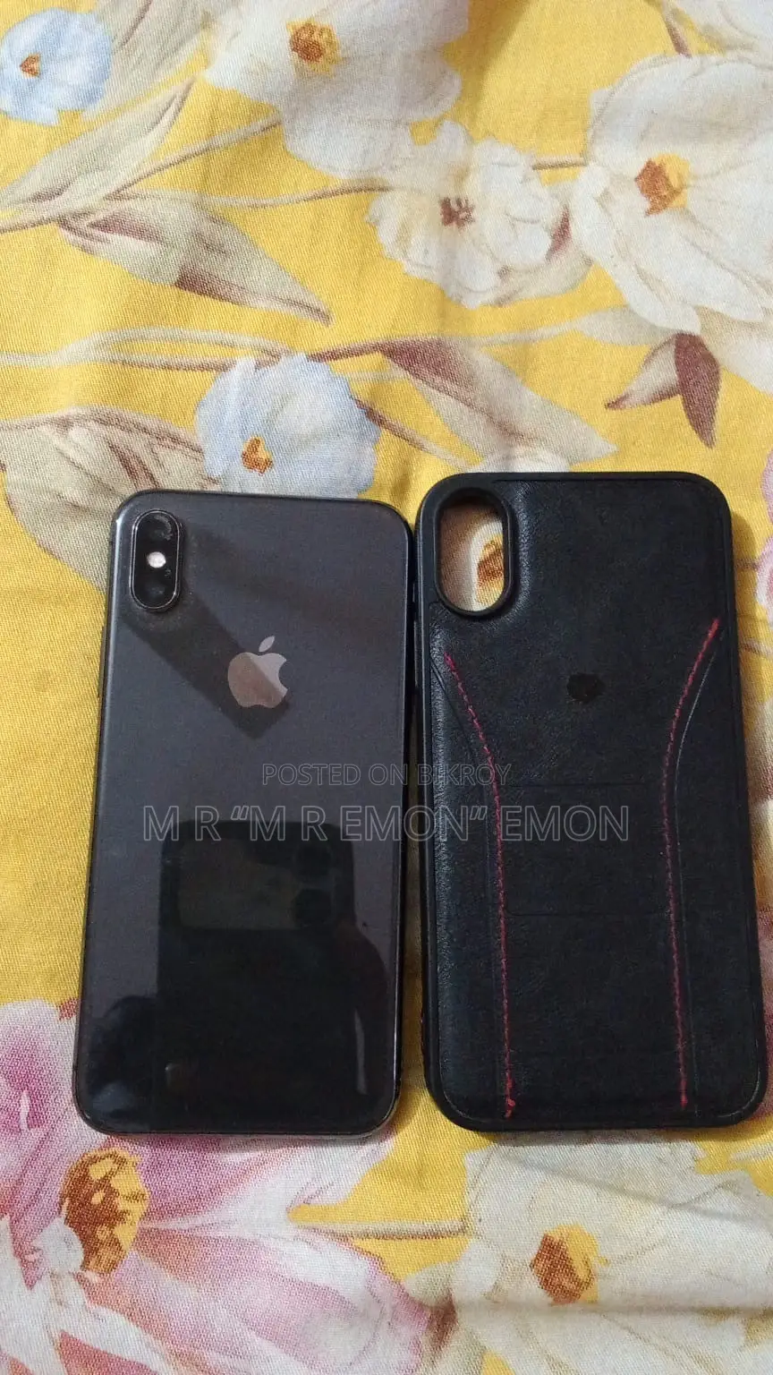 Apple iPhone X 64 GB Black
