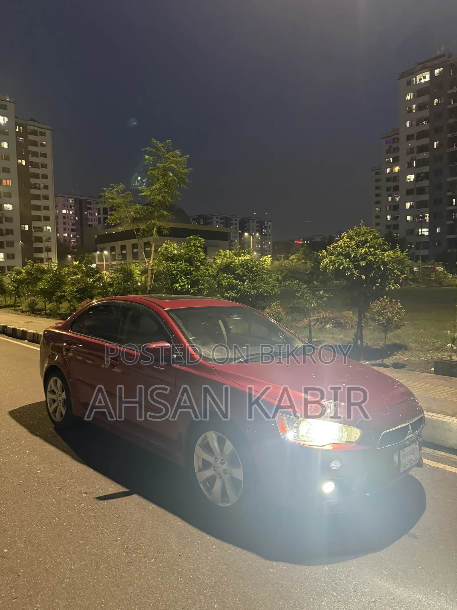 মিতসুবিশি ল্যান্সার ২০১০ লাল