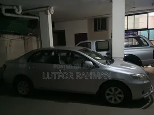 Toyota Axio 2011 Silver